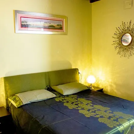 Betty's Hideaway Apartamento