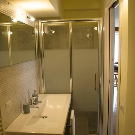 Betty's Hideaway Apartamento *